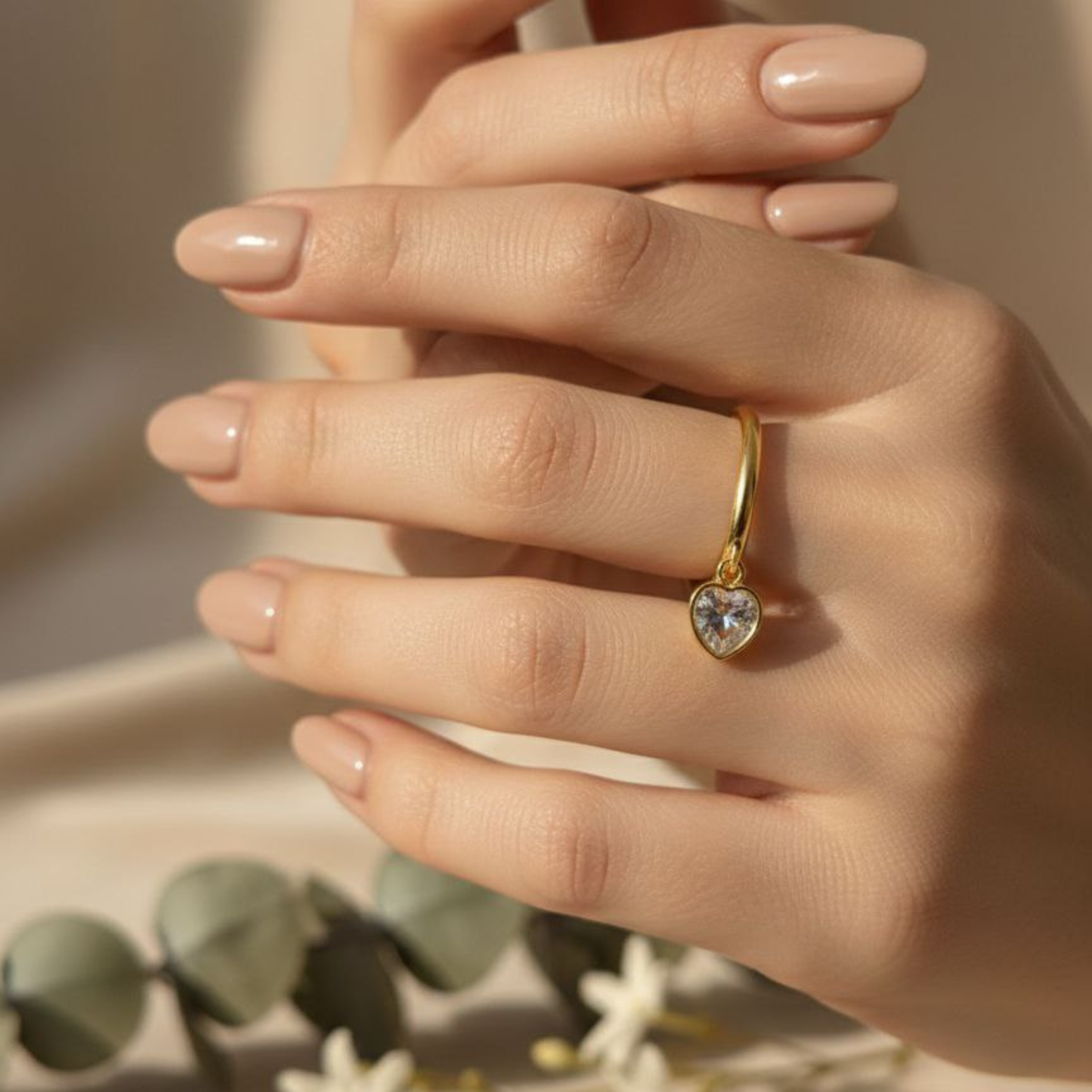 Mini Love Dangle Ring