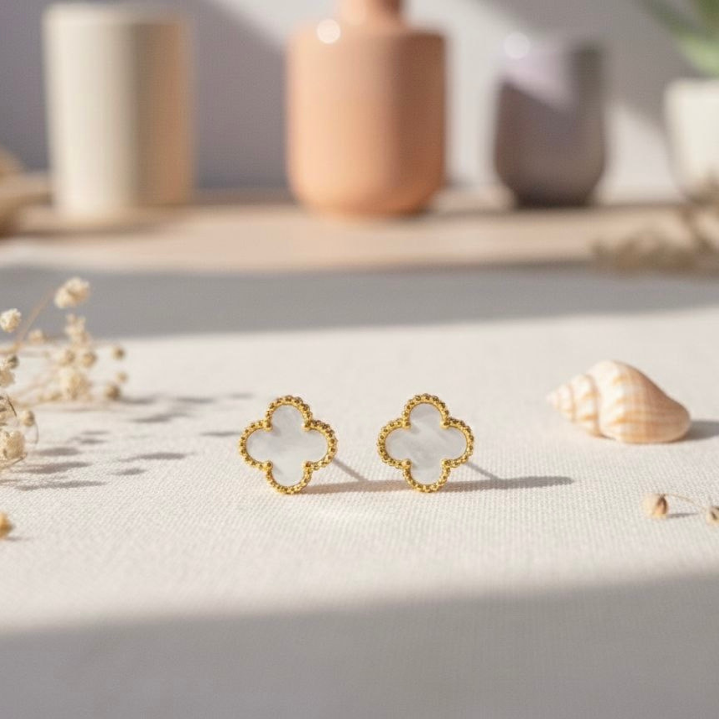 White fortune leaf studs