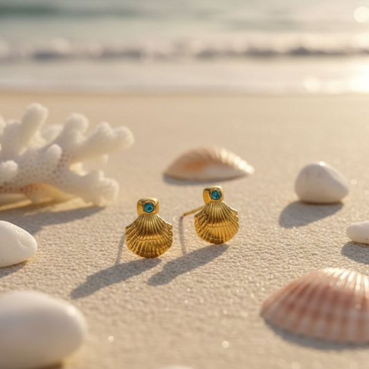 Aurelia Shell Stud Earrings