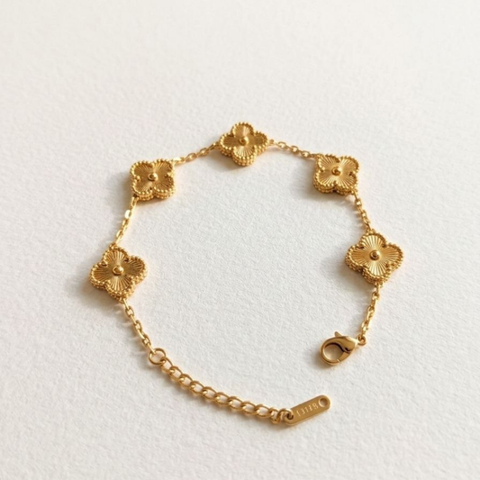 Golden Fortune Leaf Bracelet