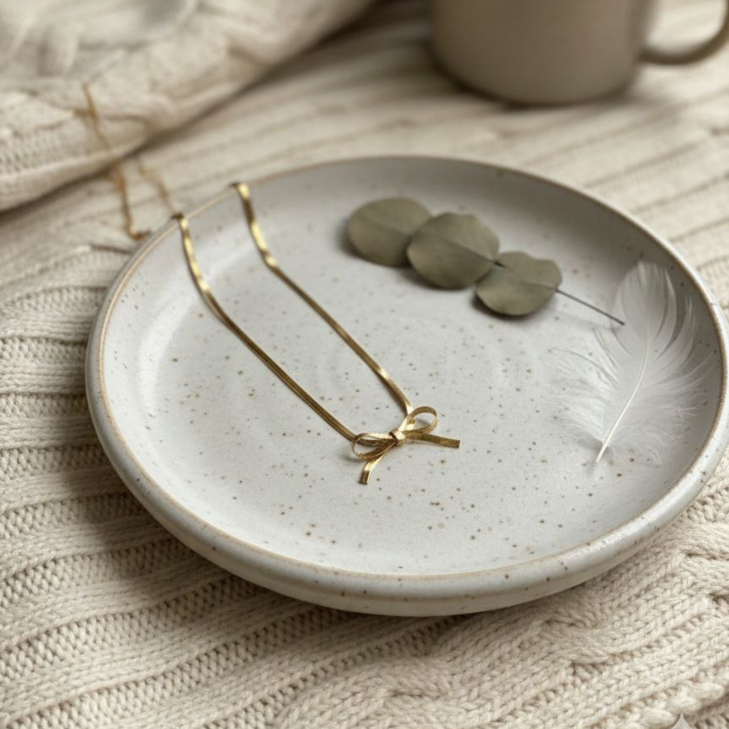 Little knot Necklace