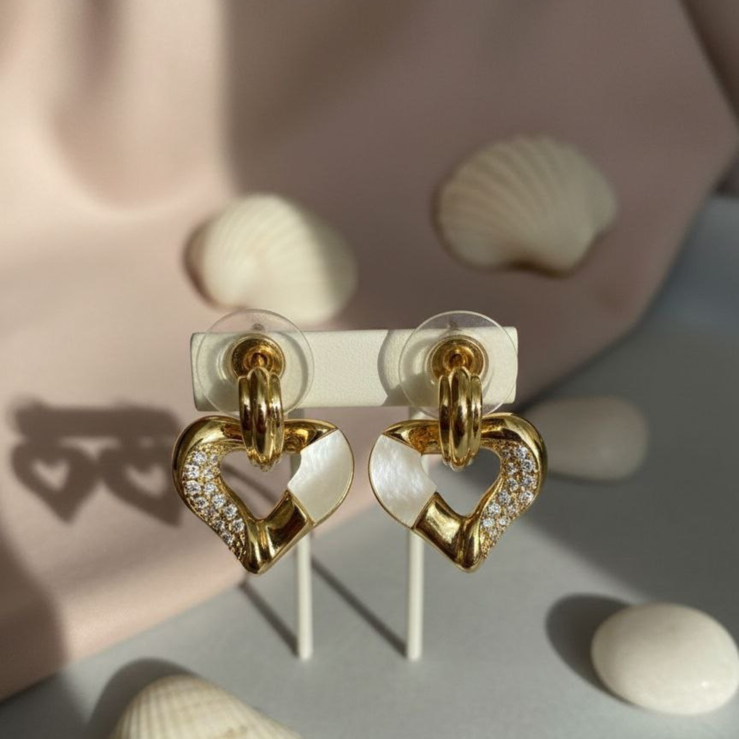 Eternal Link Heart Earrings