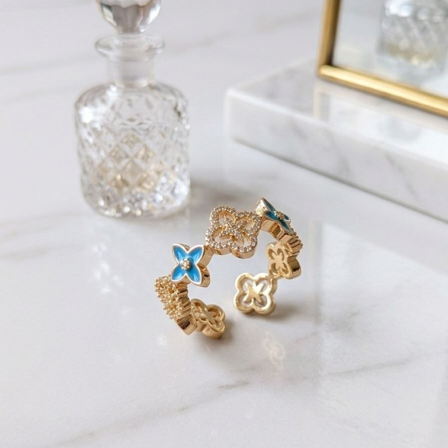Clover Whisper Ring