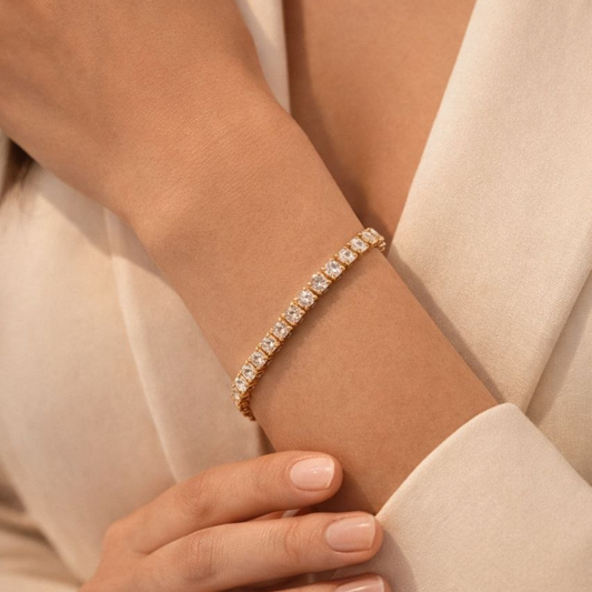 Dainty Gold Line