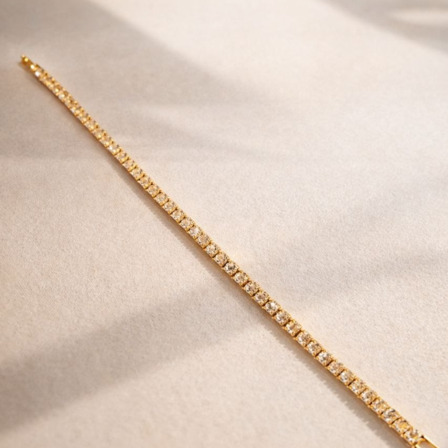 Dainty Gold Line