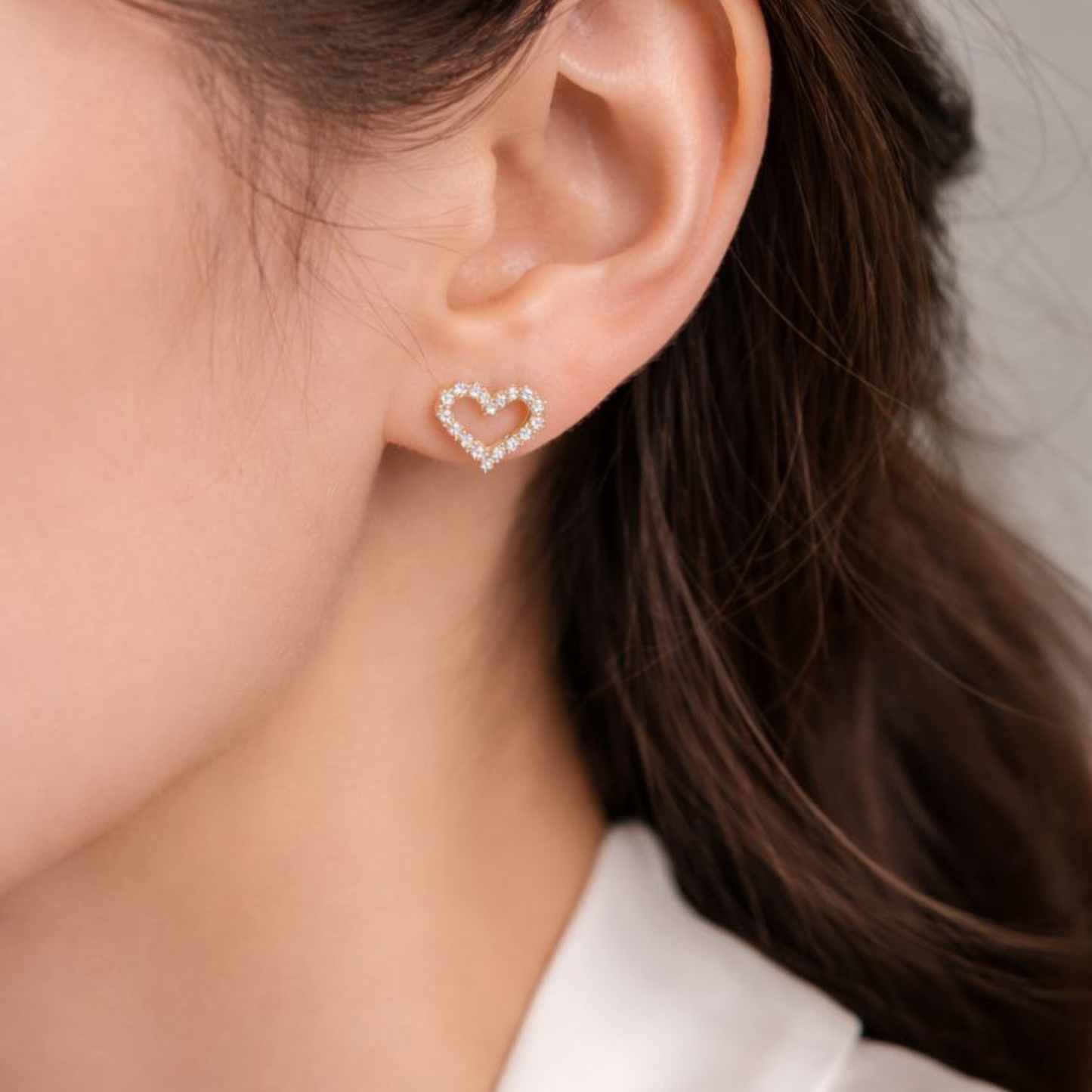 Lumi Love Studs