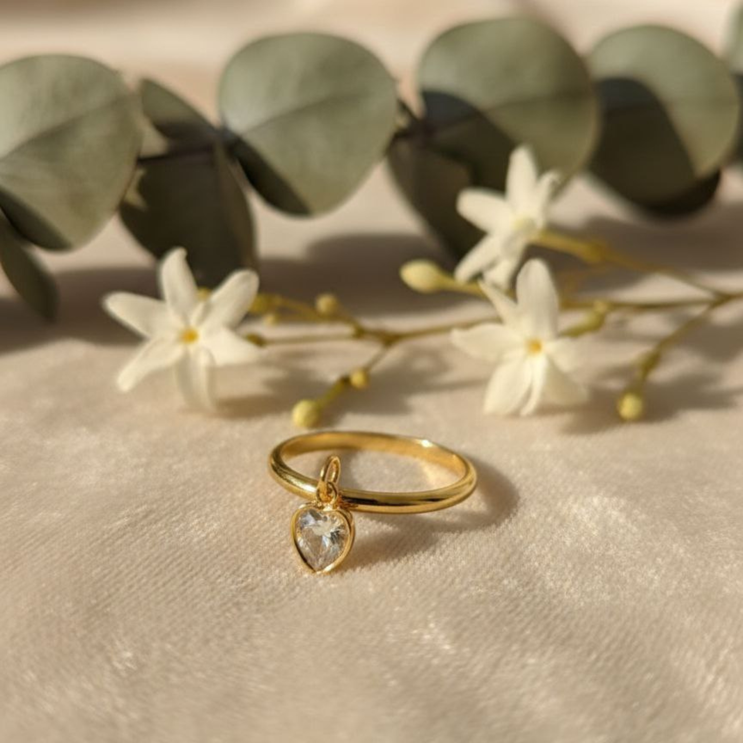 Mini Love Dangle Ring